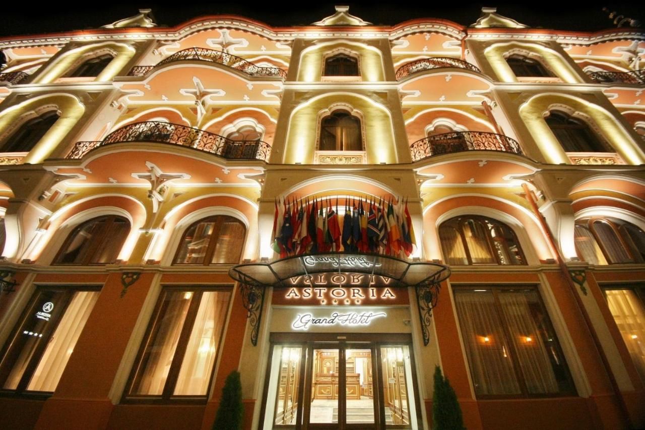Отель Astoria Grand Hotel Орадя-4
